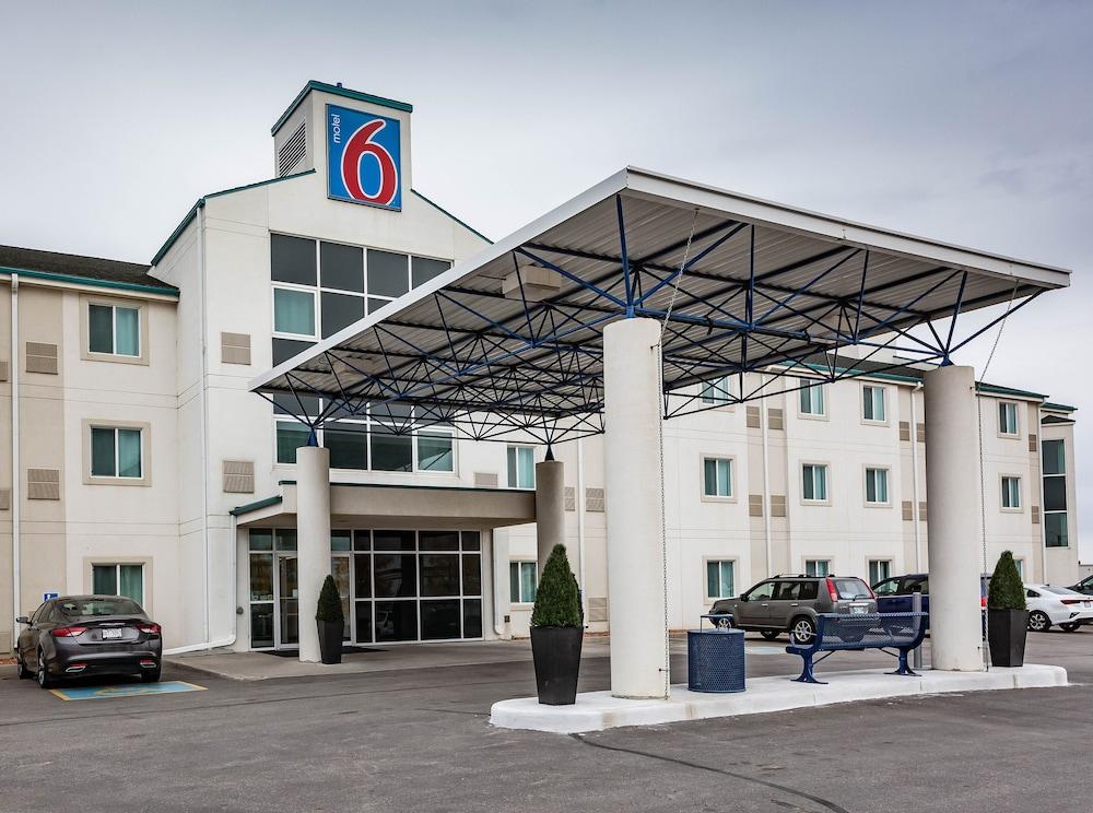 Motel 6-Saskatoon, Sk Bagian luar foto