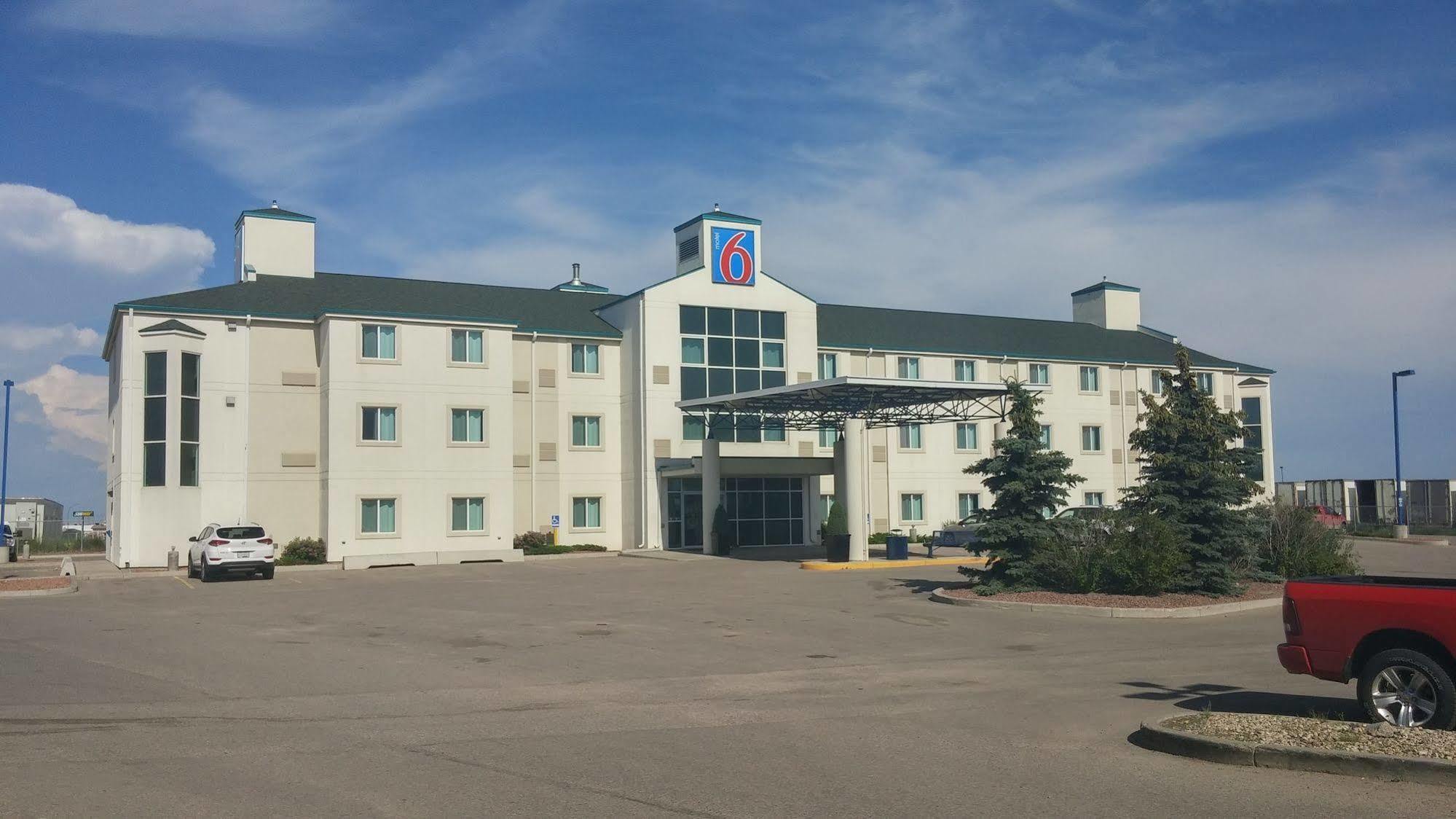 Motel 6-Saskatoon, Sk Bagian luar foto