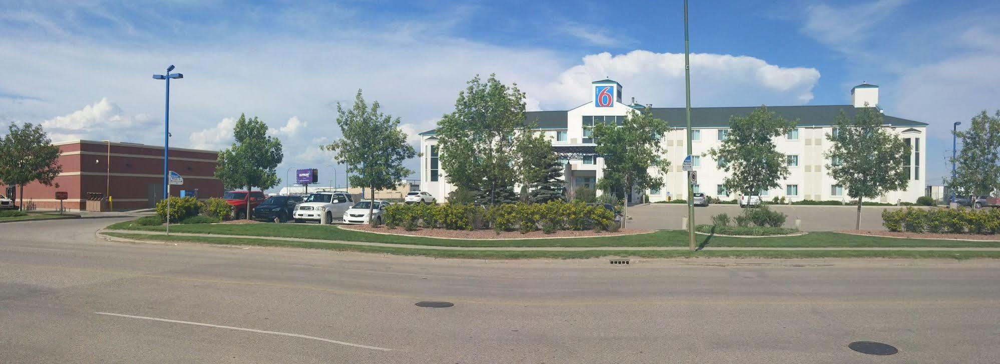 Motel 6-Saskatoon, Sk Bagian luar foto