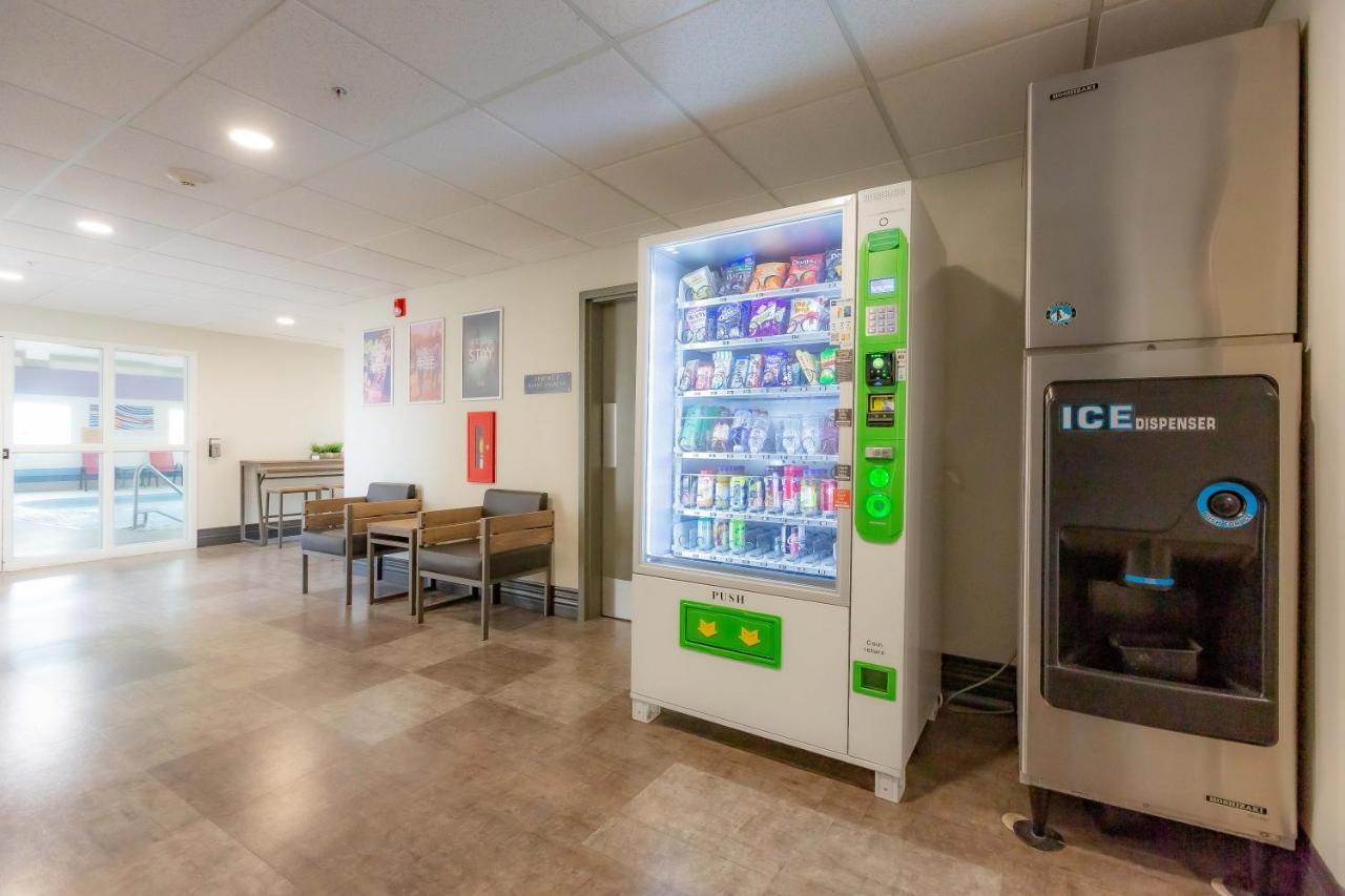 Motel 6-Saskatoon, Sk Bagian luar foto